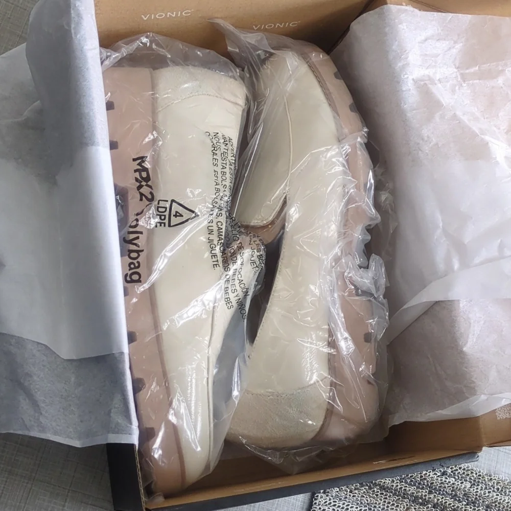 Vionic Kensley Patent Loafers - Picture 10 of 10